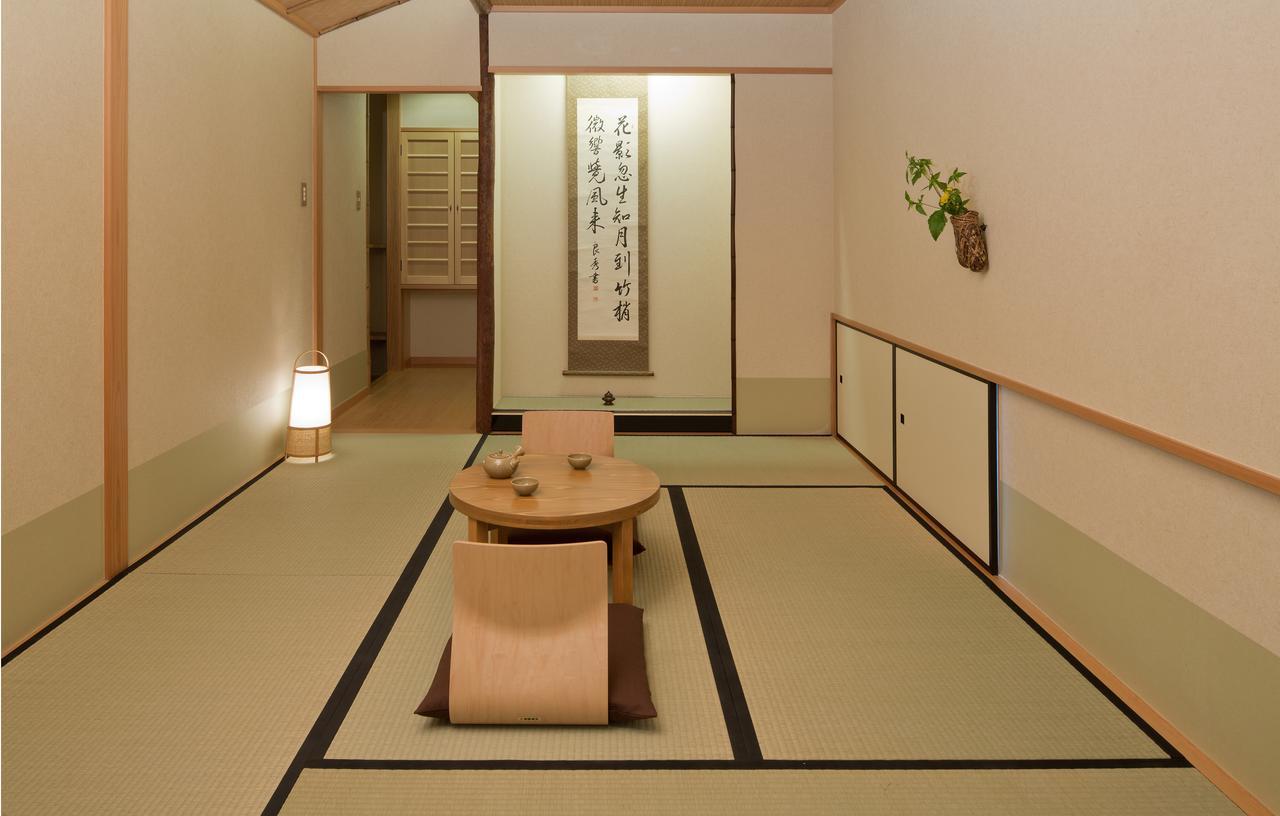 The Edo Sakura 3*