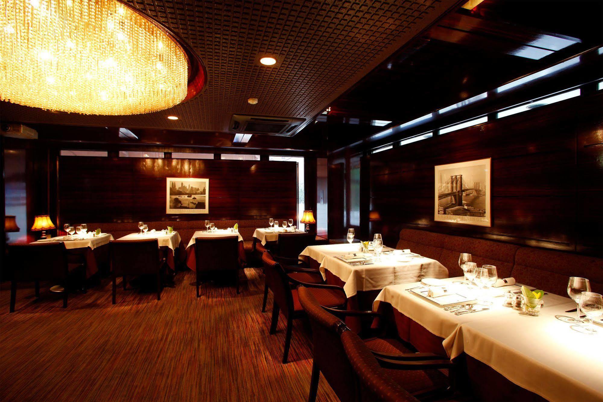 Sun Members Shinjuku Economy hotel 3*