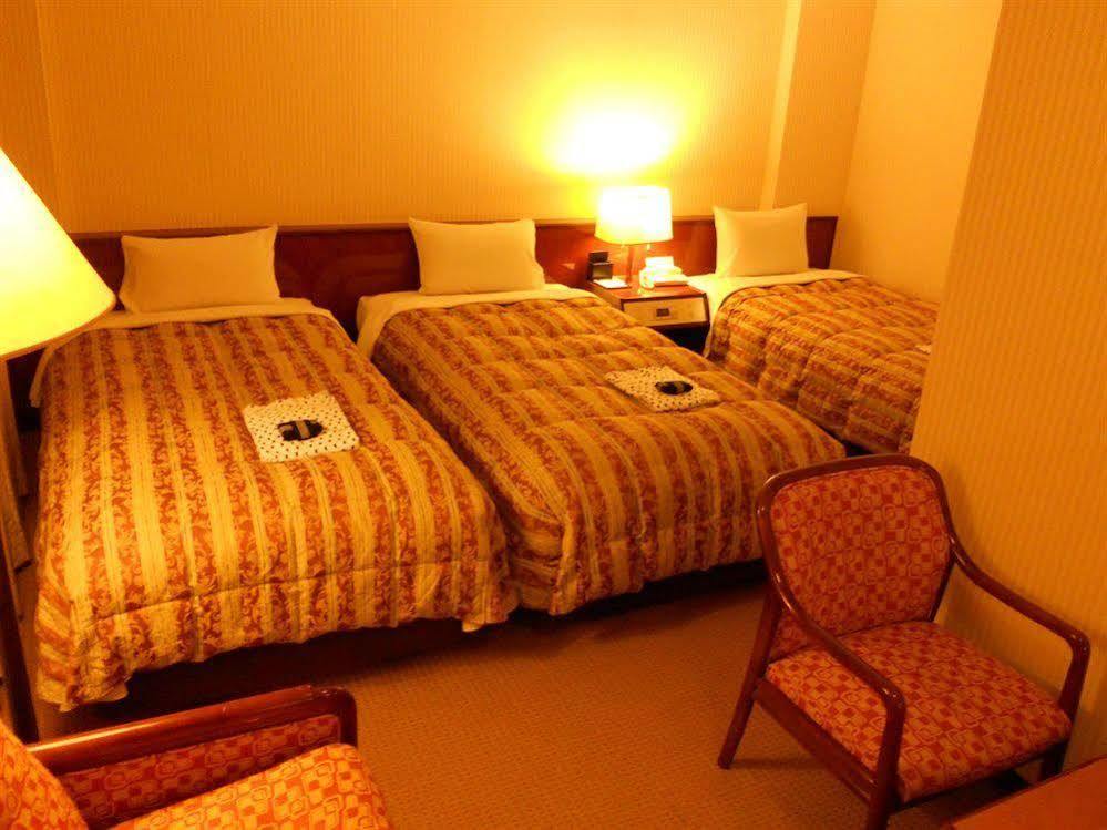 Sun Members Shinjuku Economy hotel 3*
