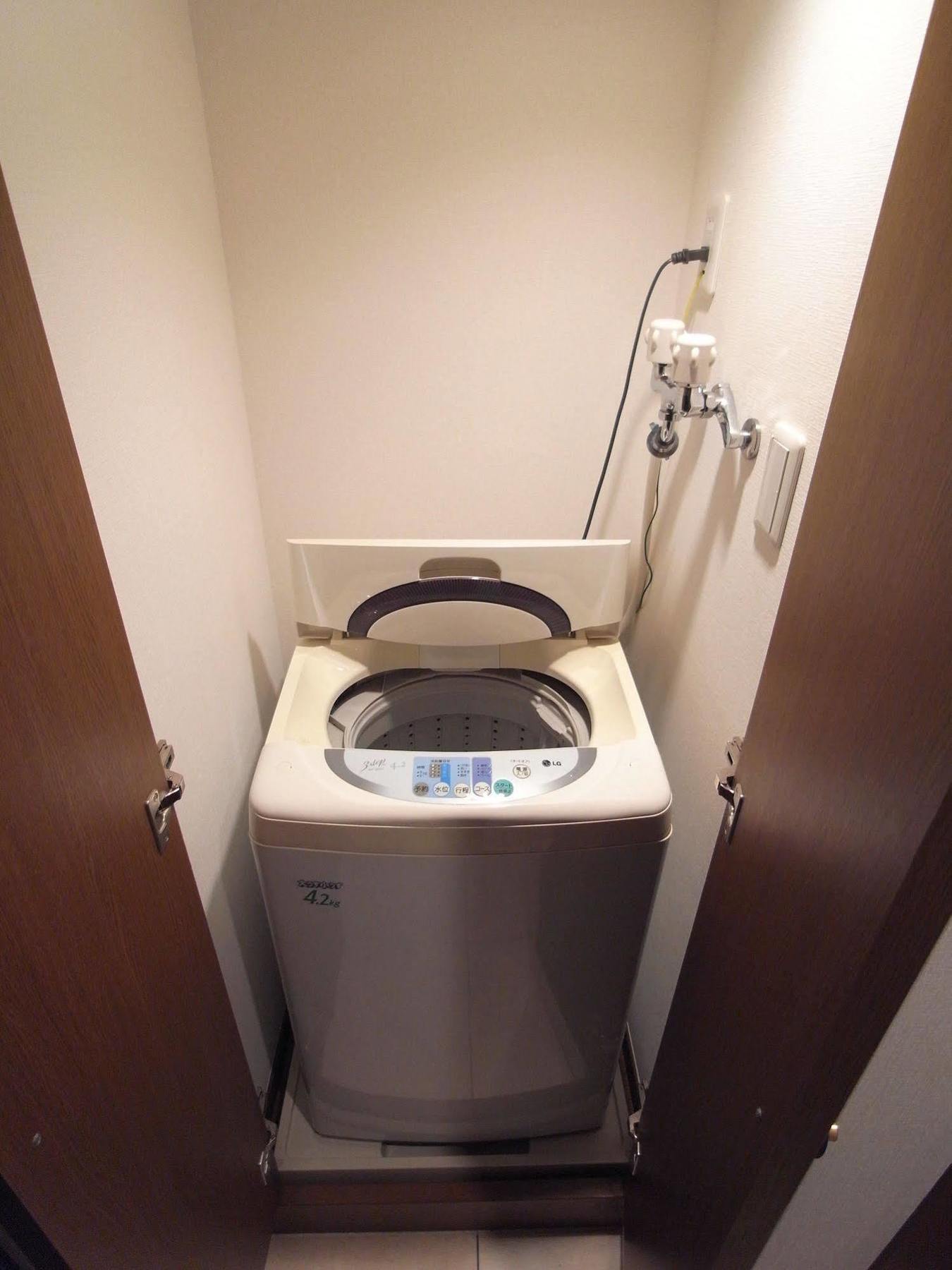Palace Shinjuku Parkside Apartment
