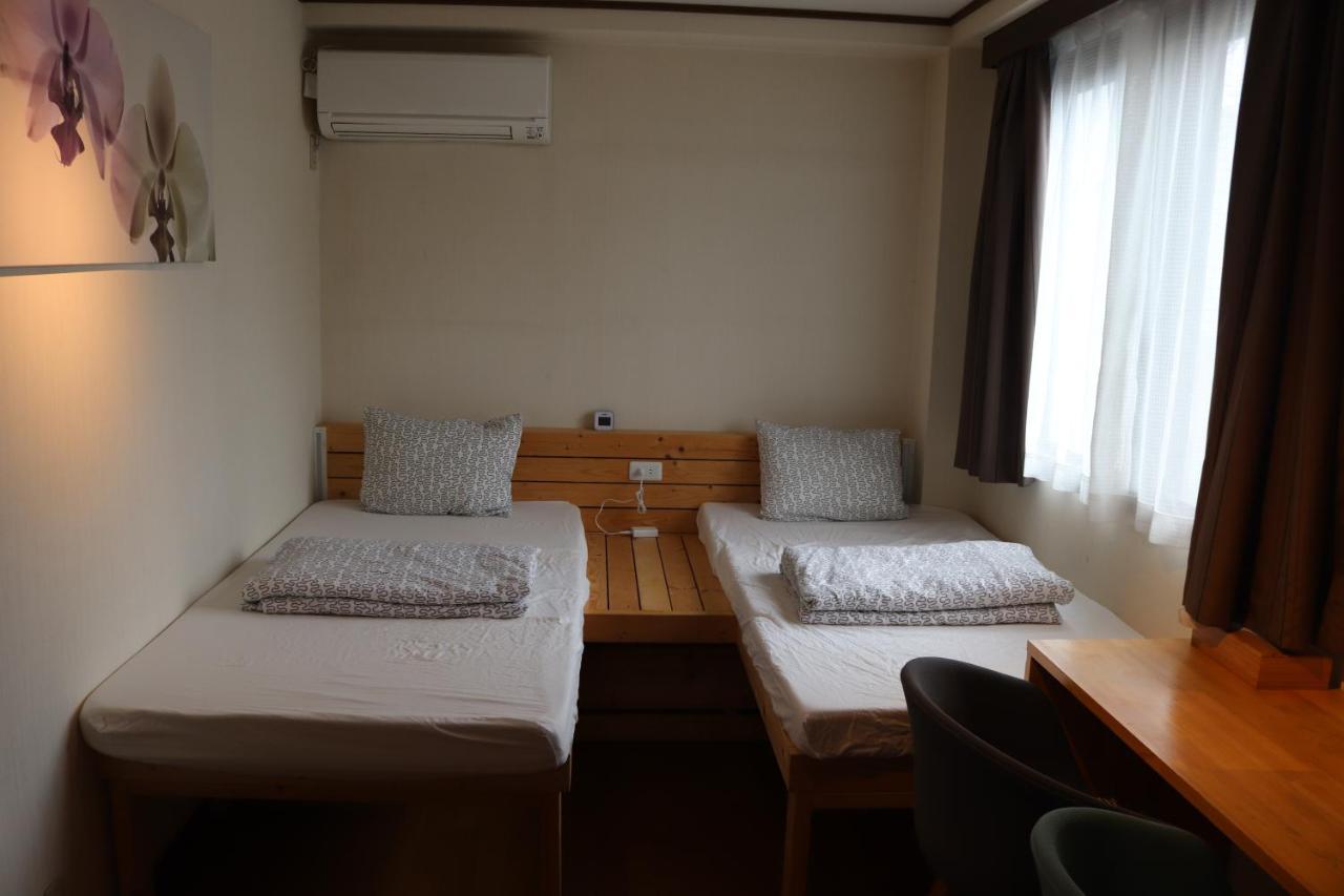 Ui Guest house