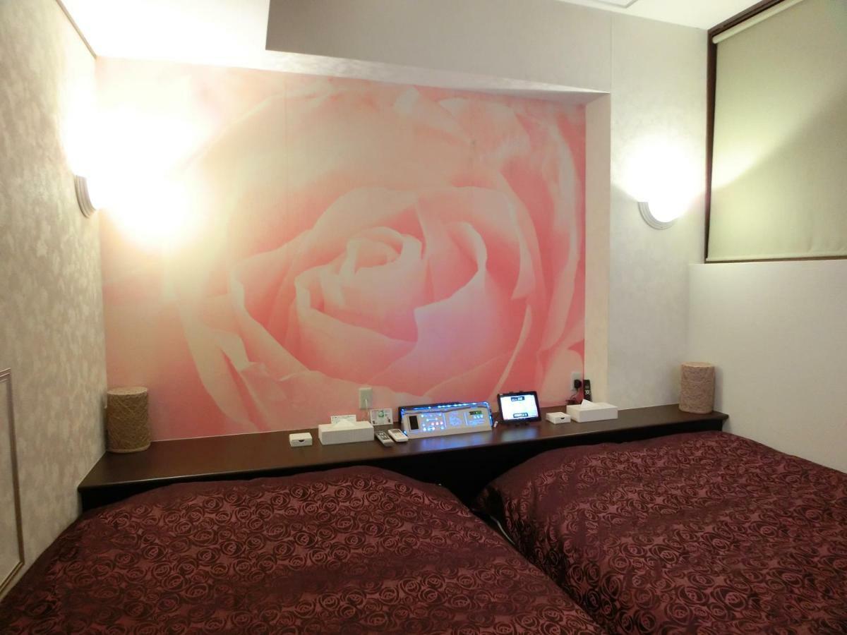Love hotel Lapia *