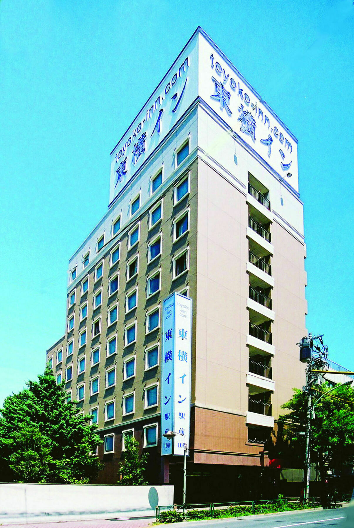 Toyoko Akabane-eki Higashi-guchi Ichiban-gai Tokyo