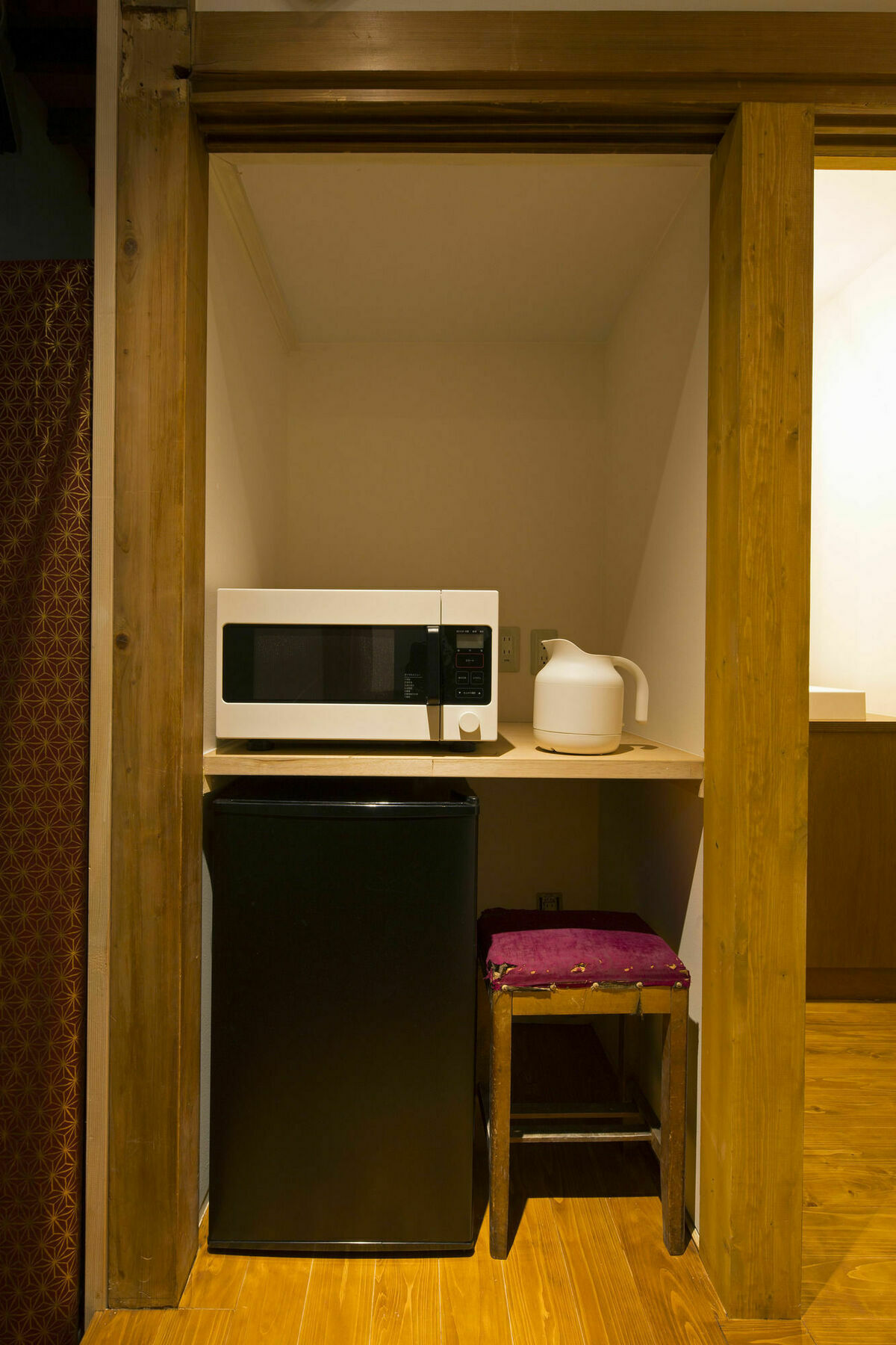 Sheena To Ippei Guest house