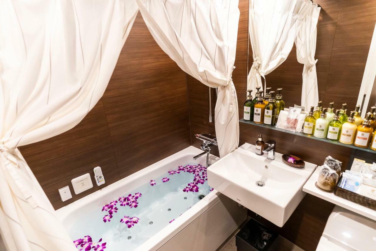Hotel Petit Bali Garden Shin Okubo - Shinjuku Sta 15min Walk - (adults Only)