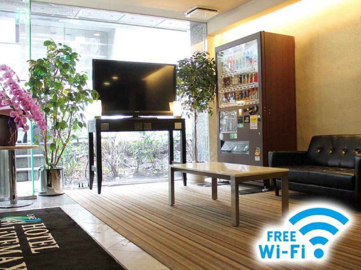 Livemax Budget Shinbashi Tokyo