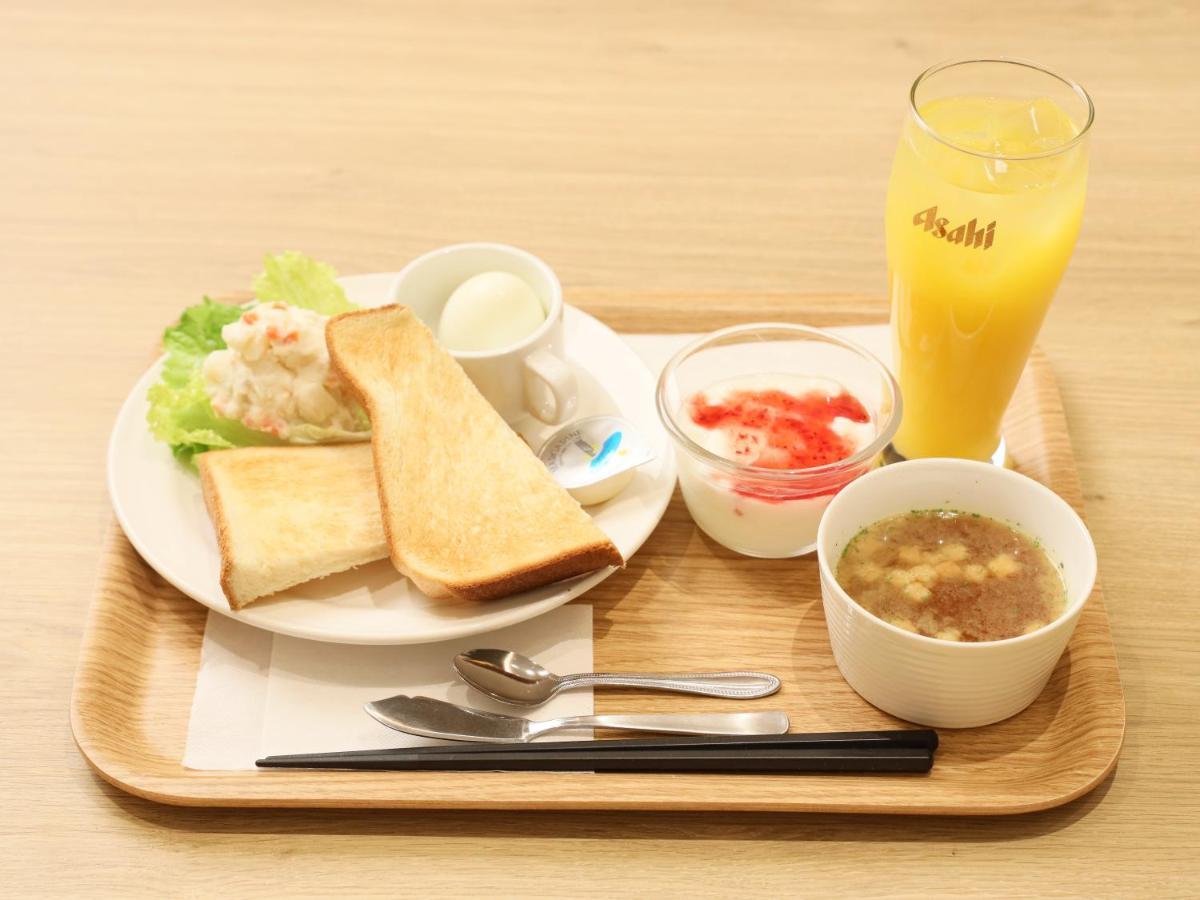 Smart Shizuku Ueno Ekimae Capsule hotel Tokyo