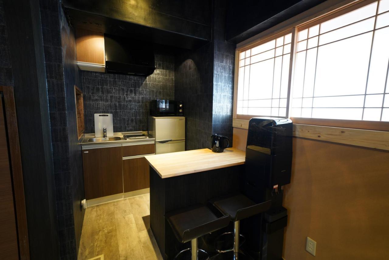 Lee Aparthotel 3*