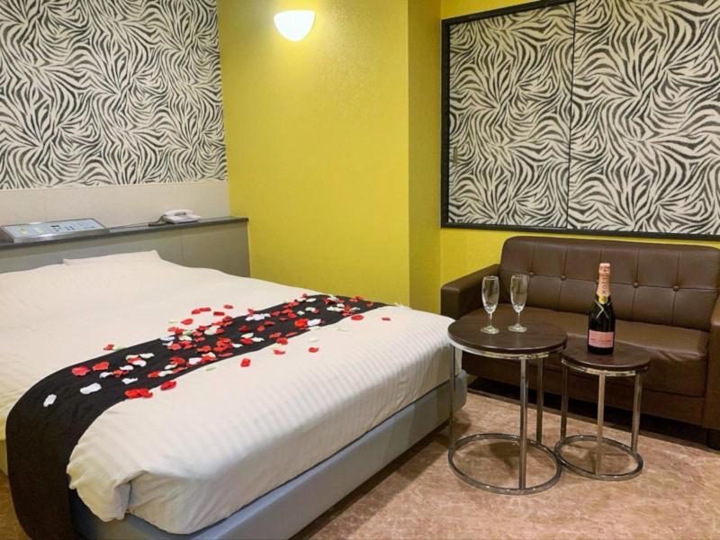 Love hotel Newmie (adults Only) 2*